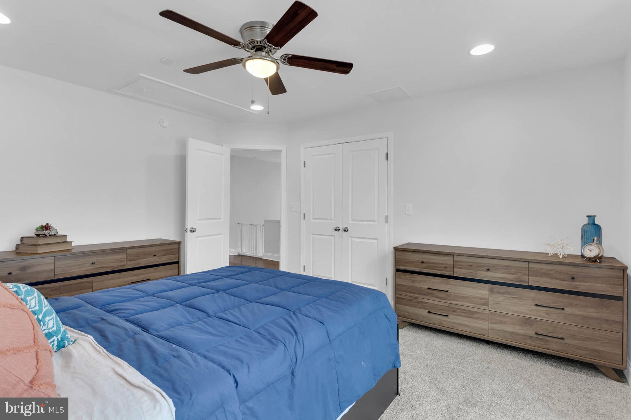 RIVIERA BEACH - Residential