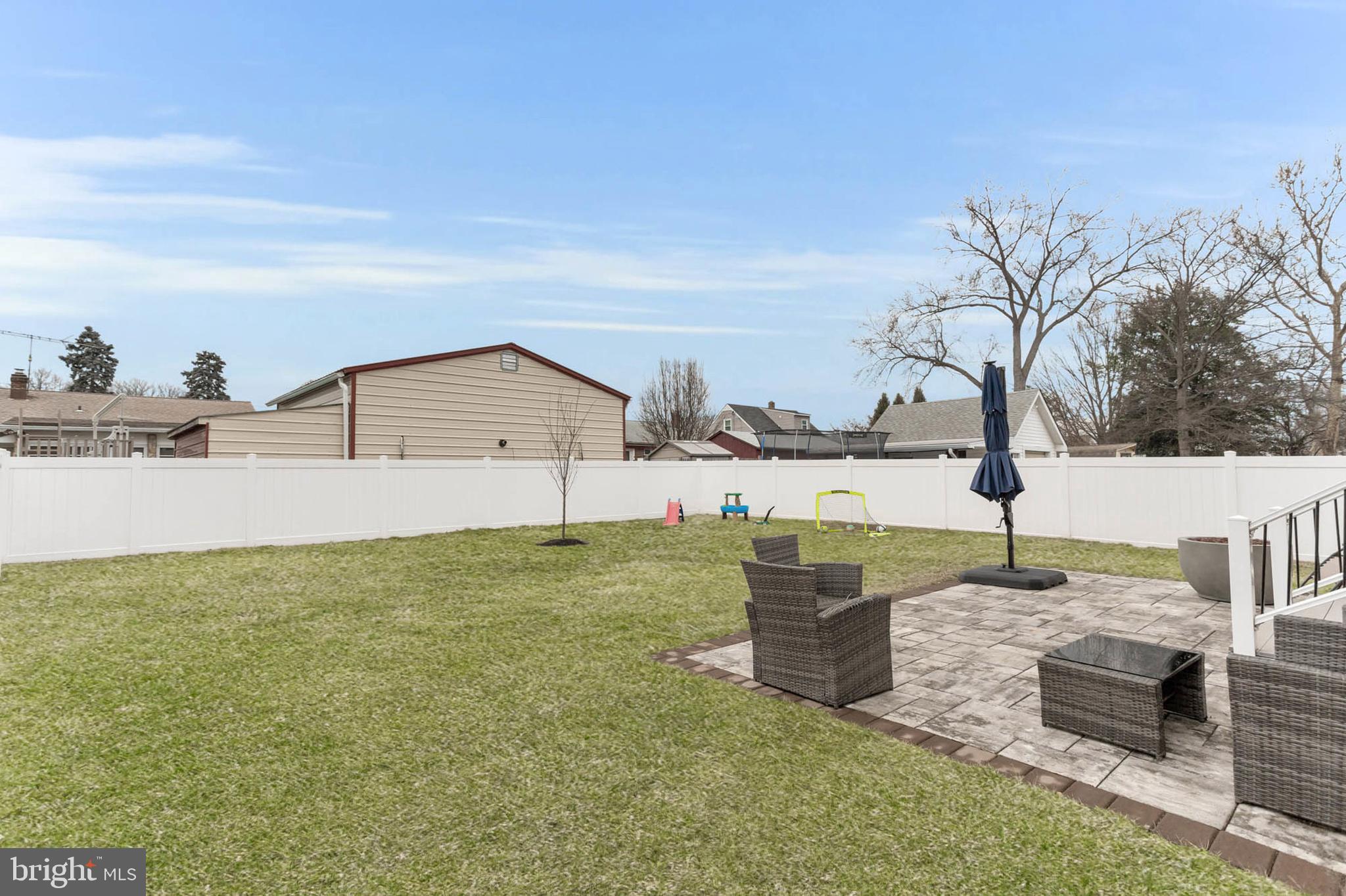 RIVIERA BEACH - Residential