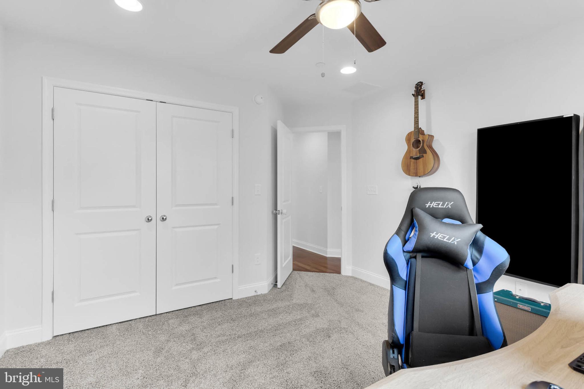 RIVIERA BEACH - Residential