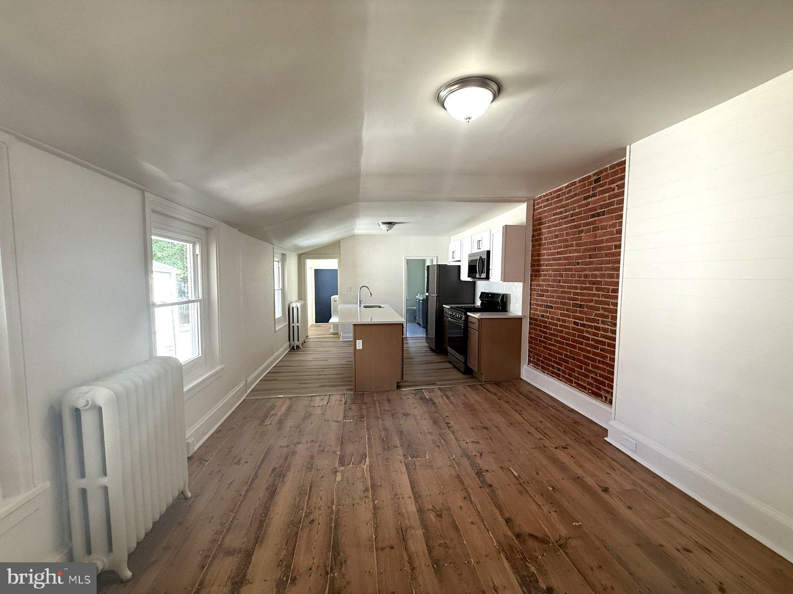 116 E BROAD STREET 2
