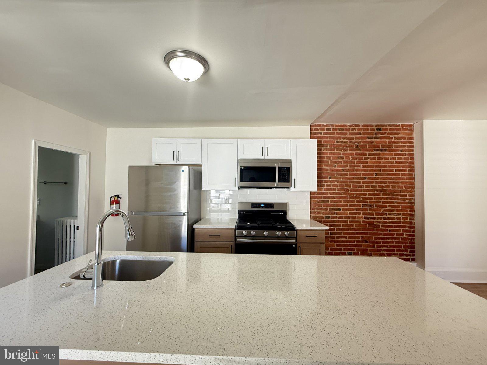 116 E BROAD STREET 2