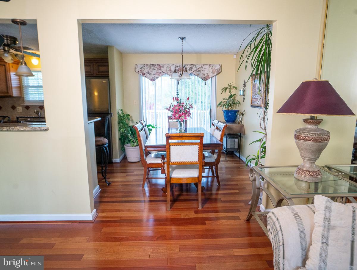 OAK GROVE - Residential