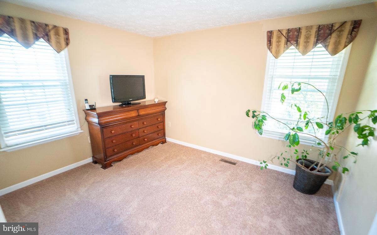 OAK GROVE - Residential