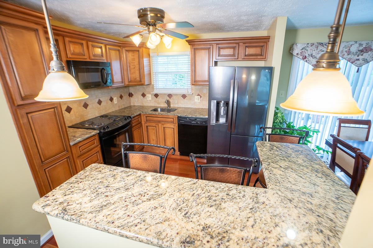 OAK GROVE - Residential