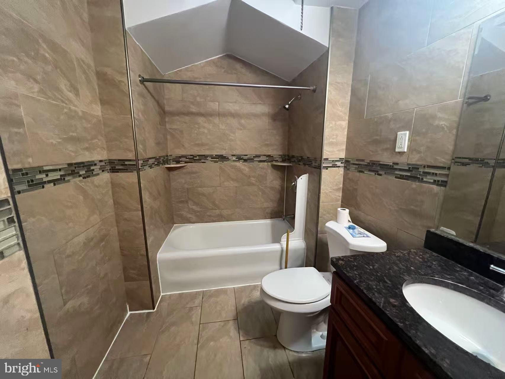 MAYFAIR - Residential