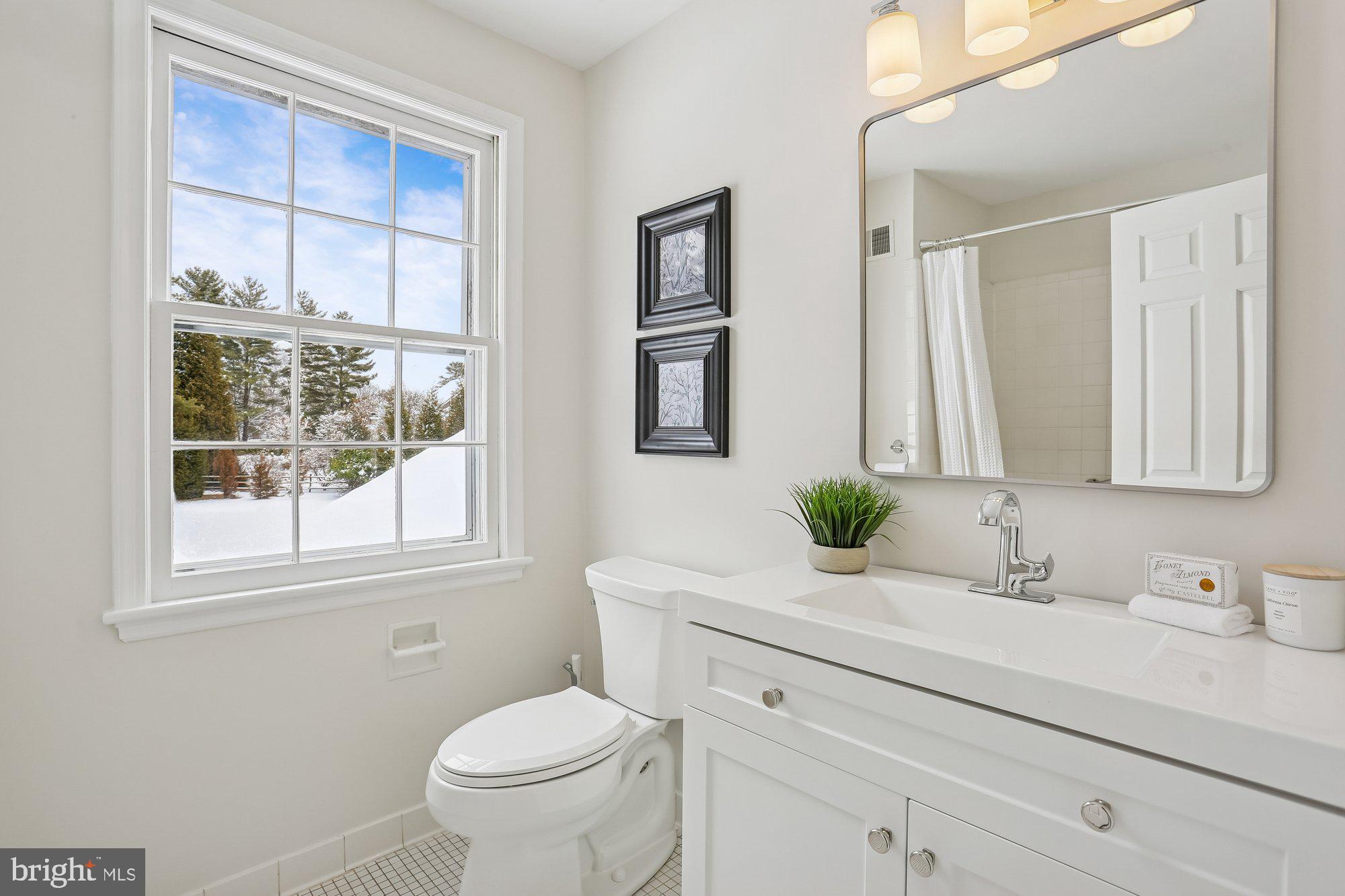 SPRING MEADOWS - Residential