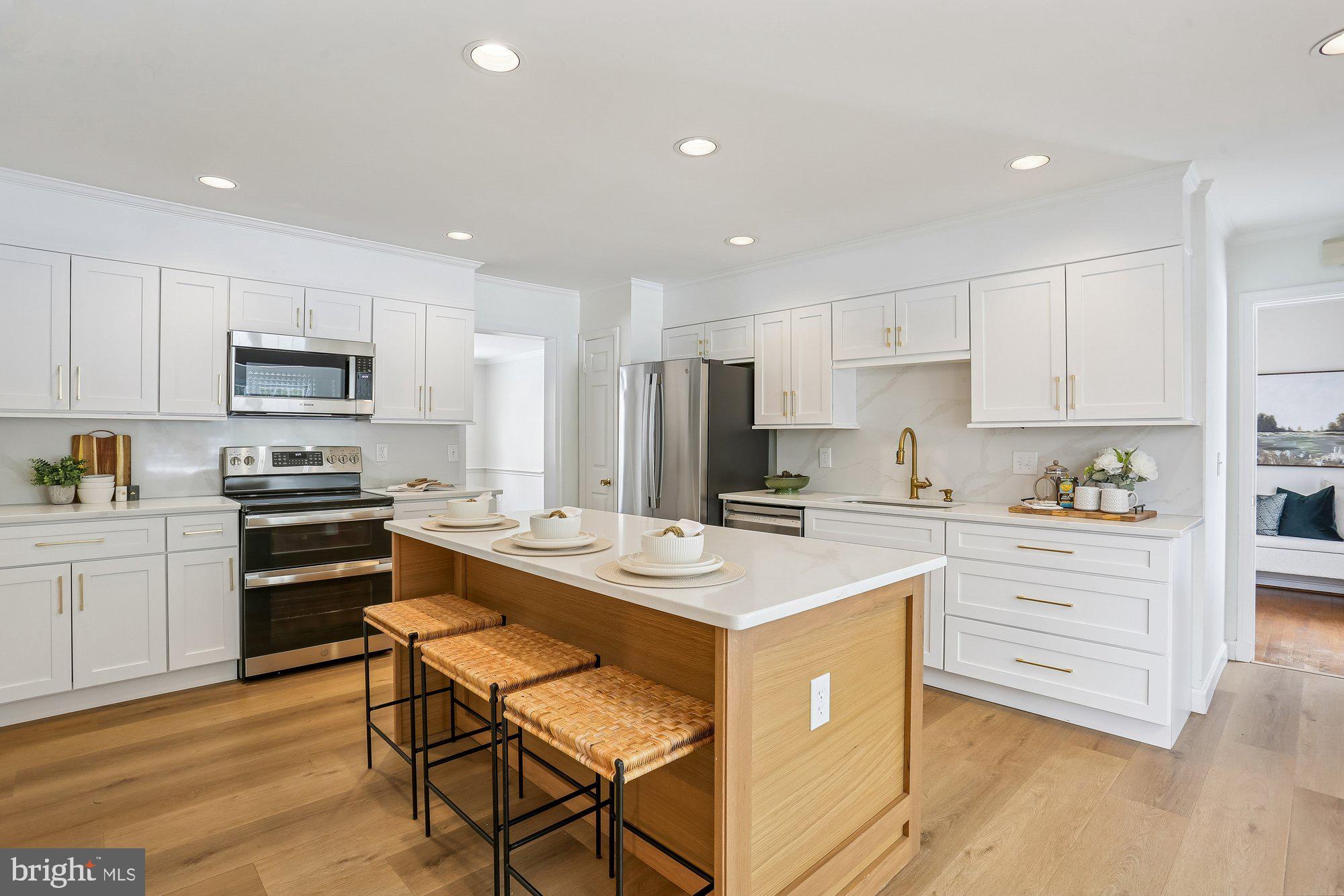 SPRING MEADOWS - Residential