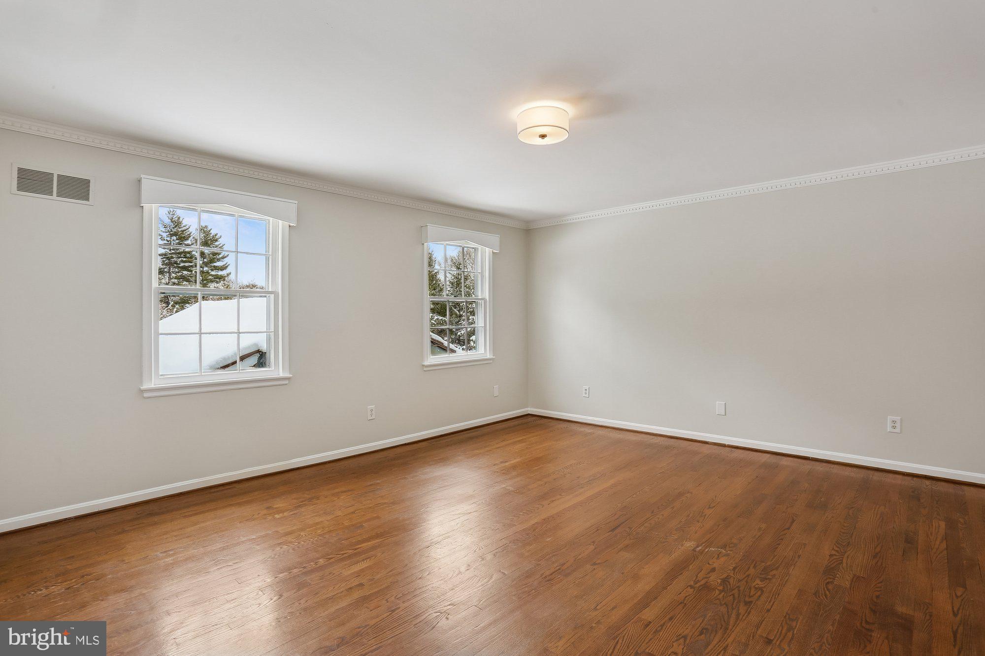 SPRING MEADOWS - Residential