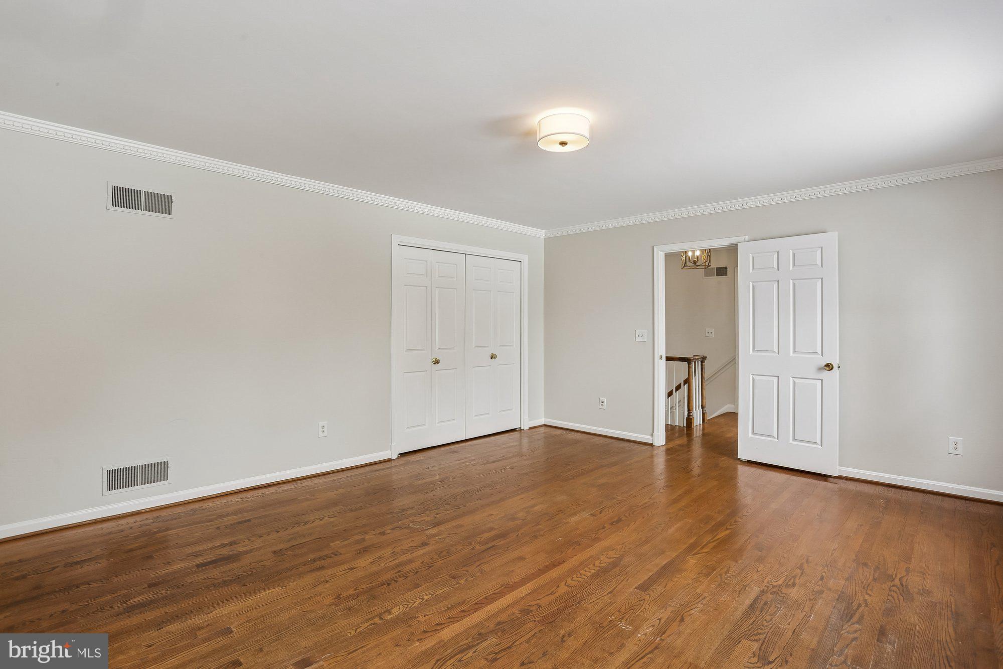 SPRING MEADOWS - Residential