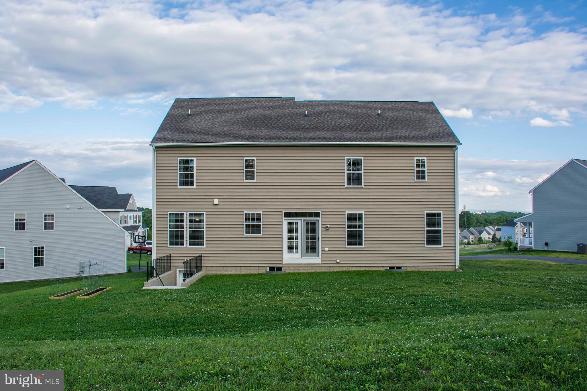 RIDGES OF TUSCARORA - Residential