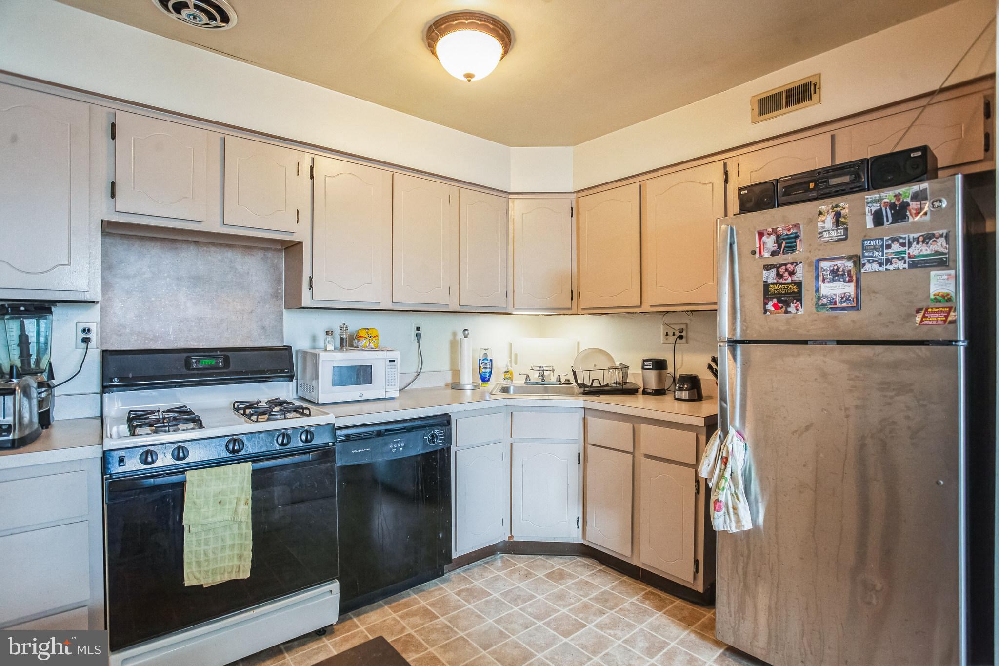 MODENA PARK - Residential Income