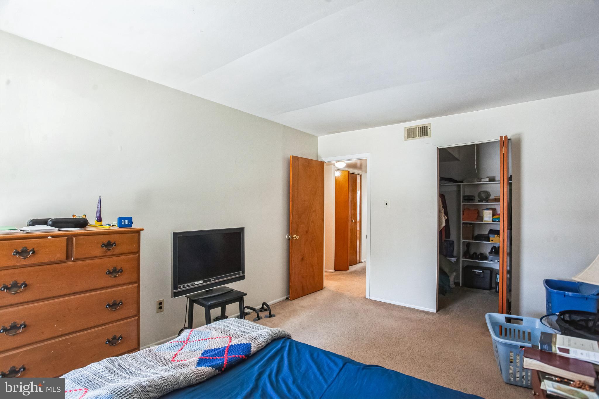 MODENA PARK - Residential Income