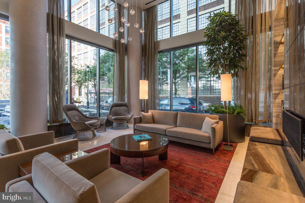 FITLER SQUARE - Residential