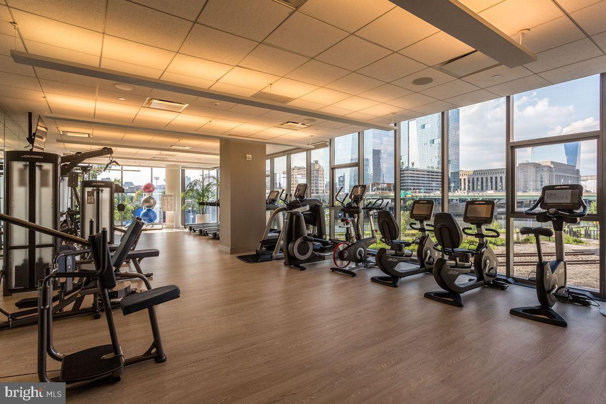 FITLER SQUARE - Residential