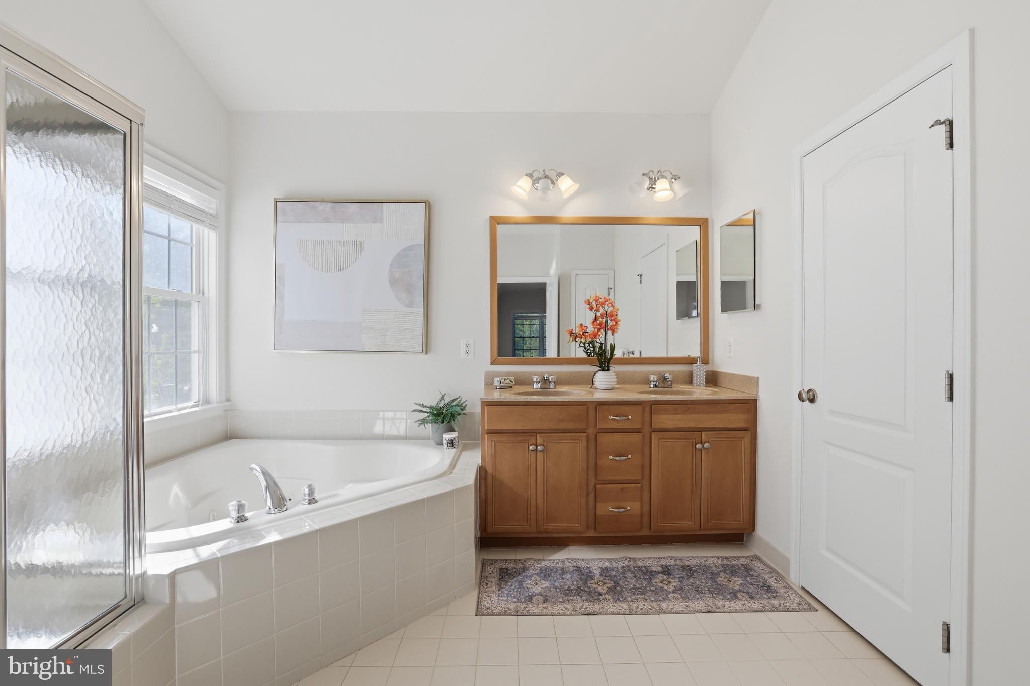 SOUTH RIDING - Residential