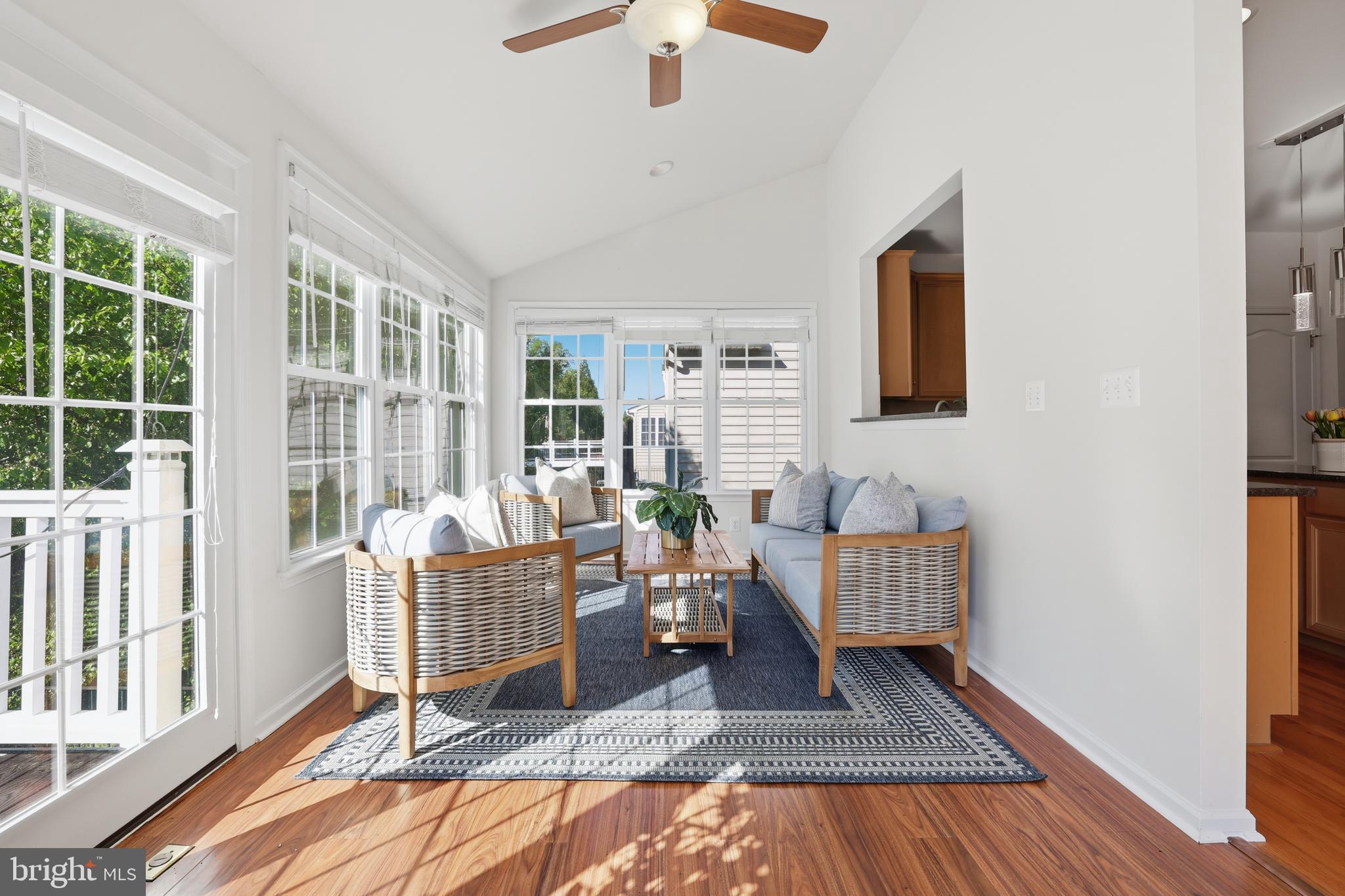 SOUTH RIDING - Residential