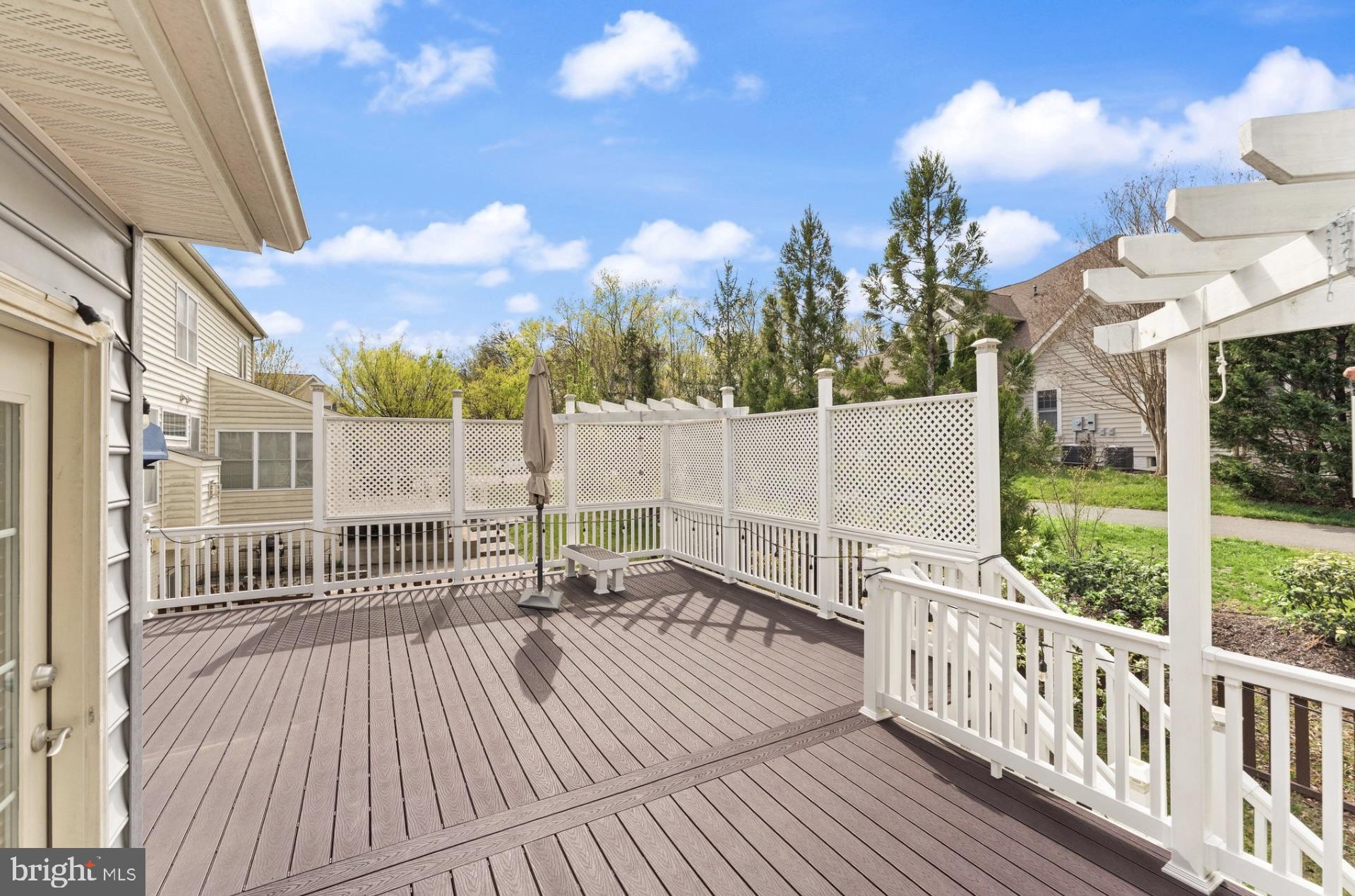 SOUTH RIDING - Residential