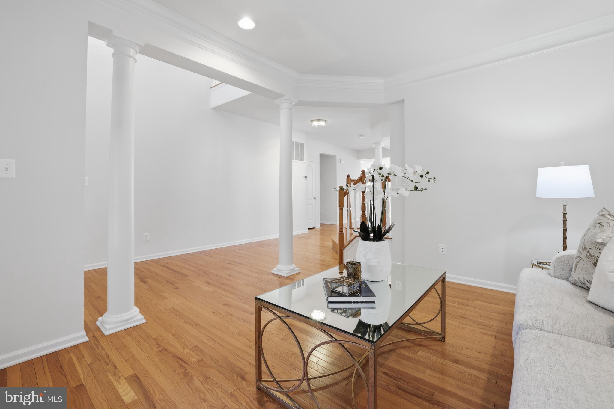 SOUTH RIDING - Residential