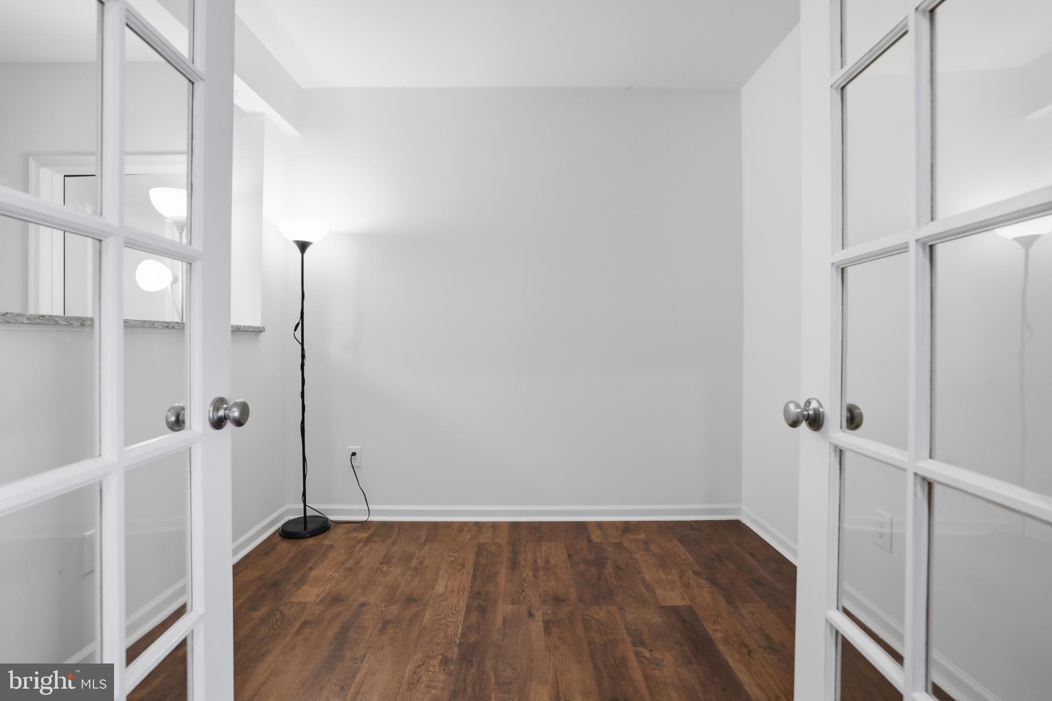 SOUTH RIDING - Residential