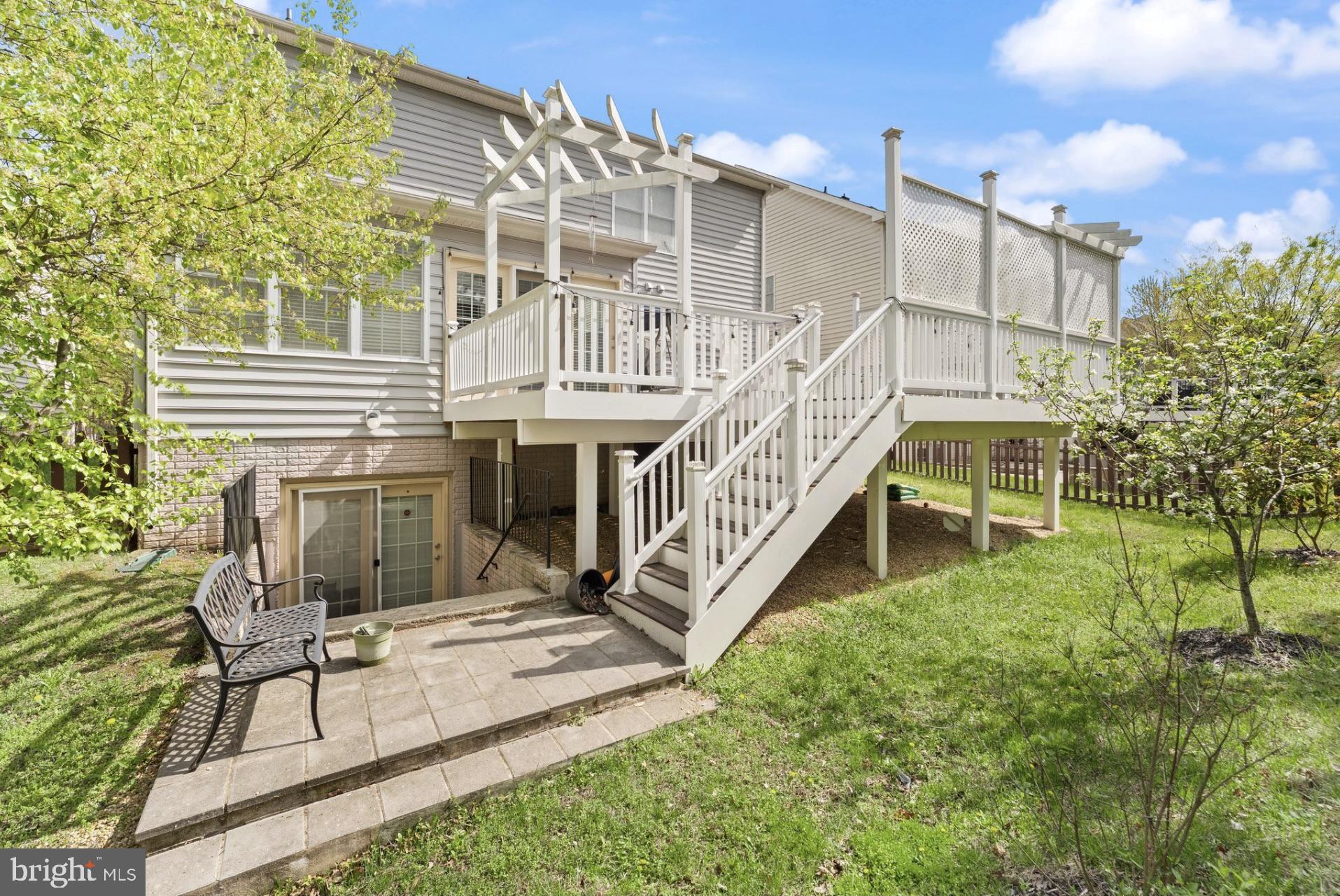 SOUTH RIDING - Residential