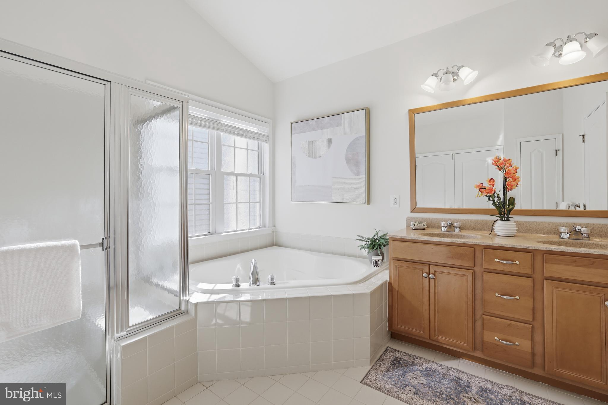 SOUTH RIDING - Residential