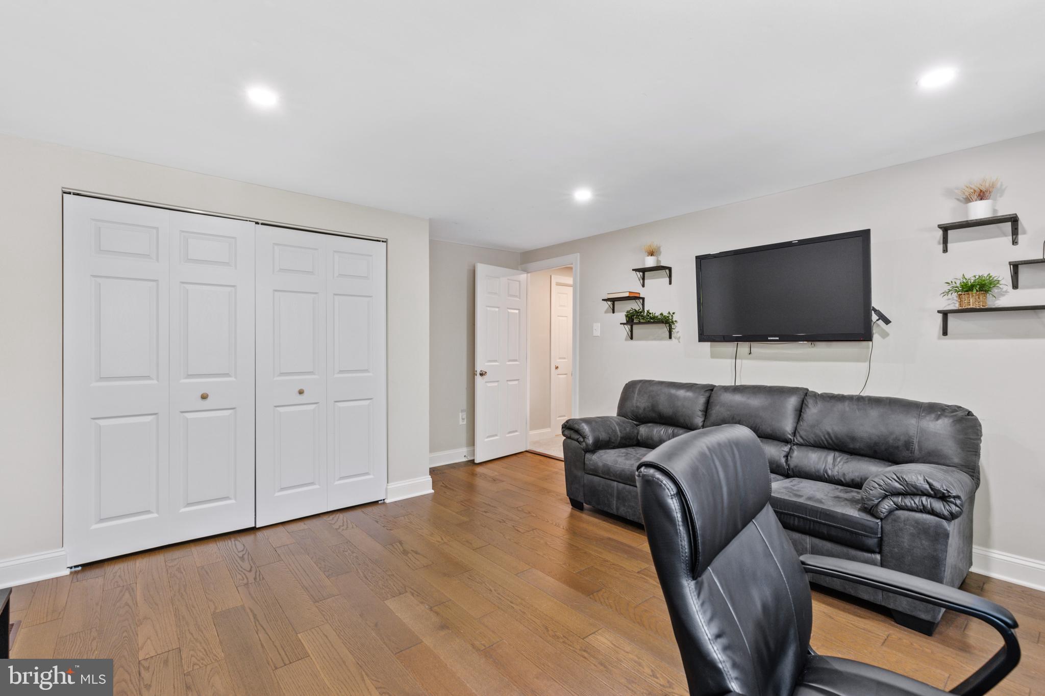 OWEN BROWN ESTATES - Residential