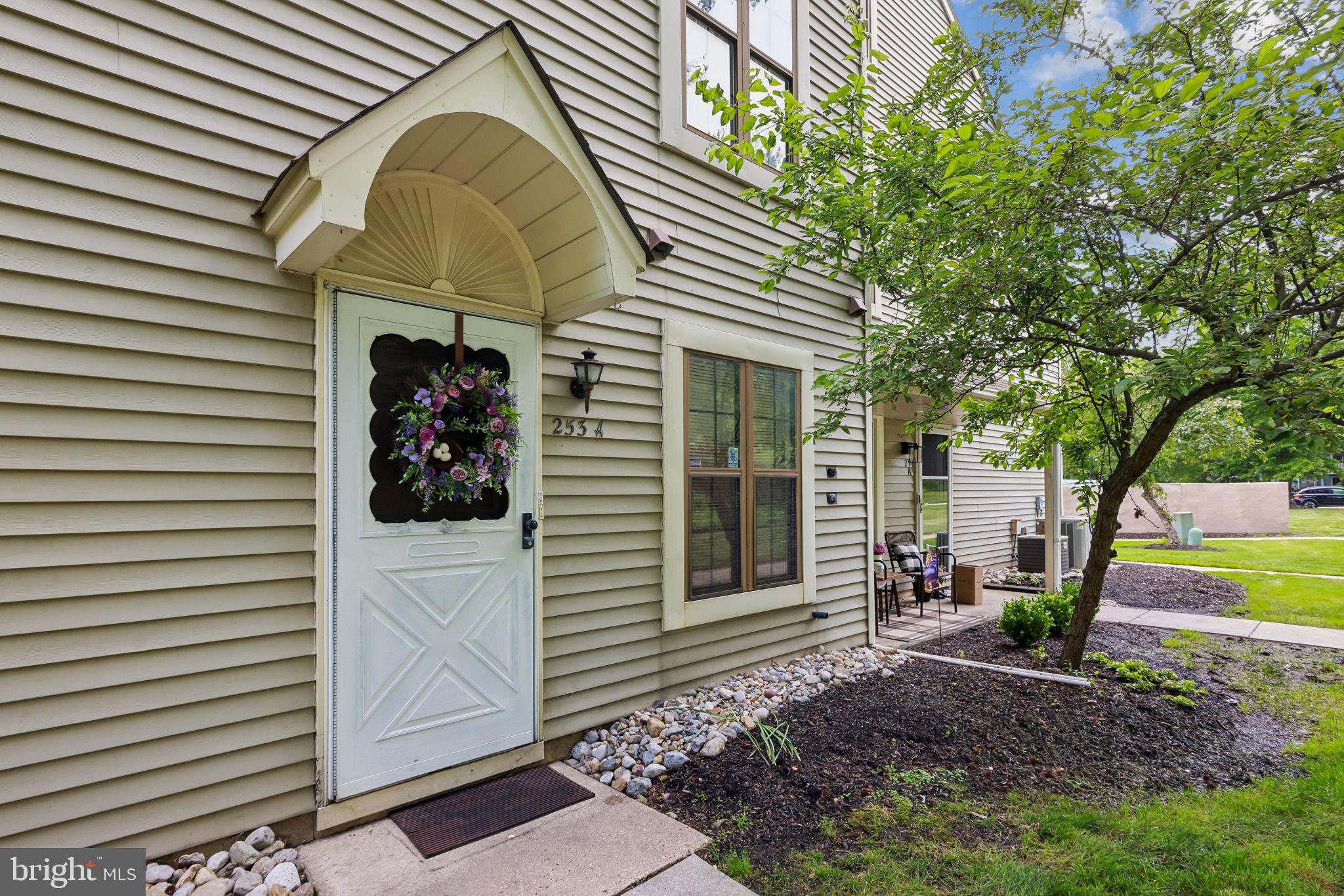253 EVERLY COURT A