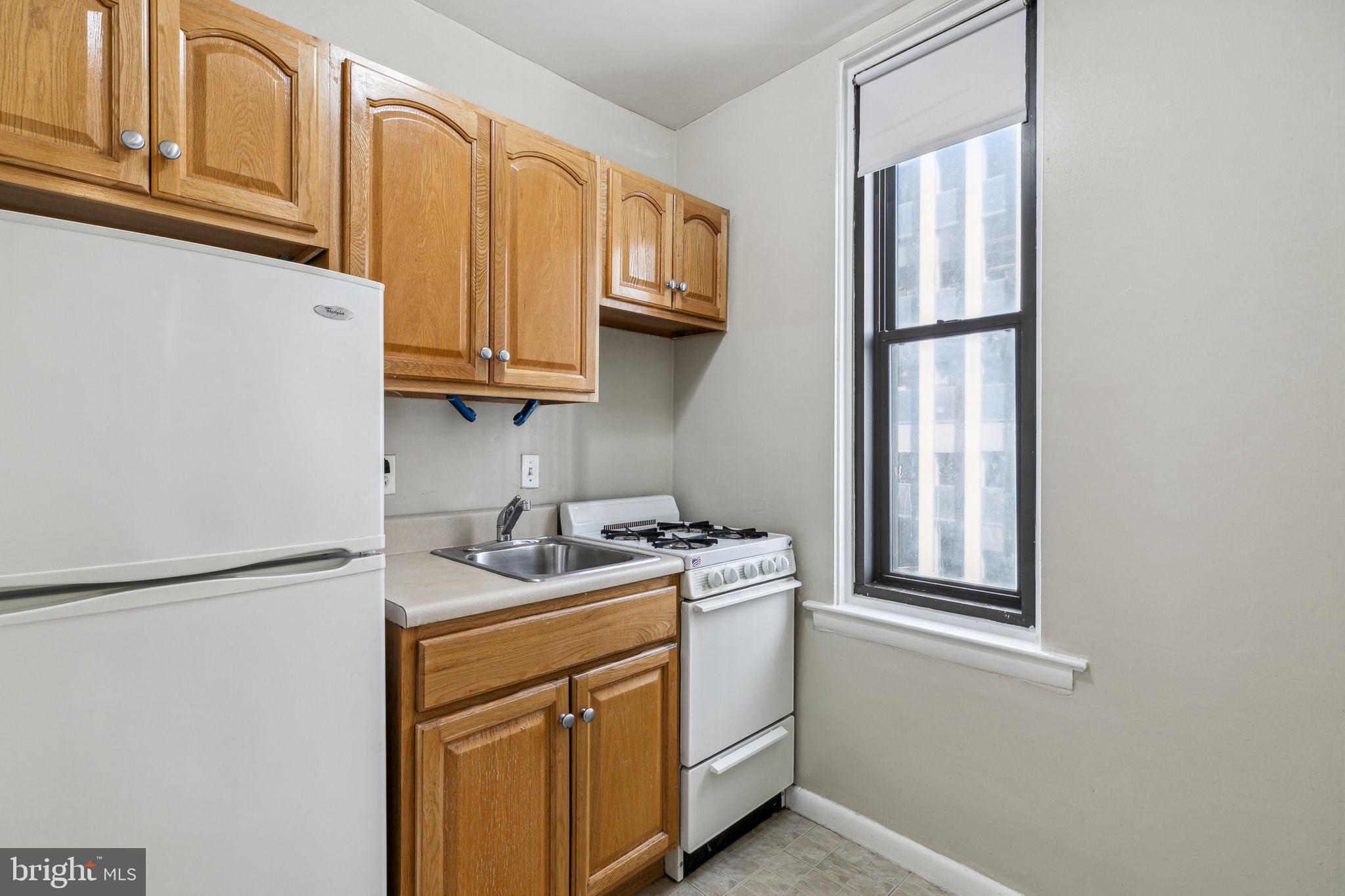 RITTENHOUSE SQUARE - Residential Lease