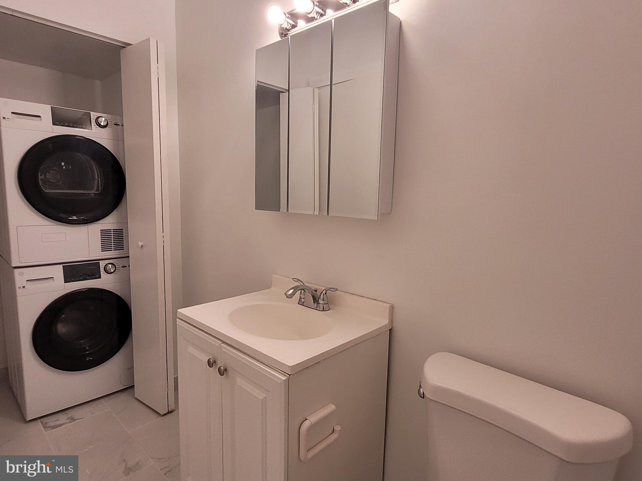 RITTENHOUSE SQUARE - Residential Lease