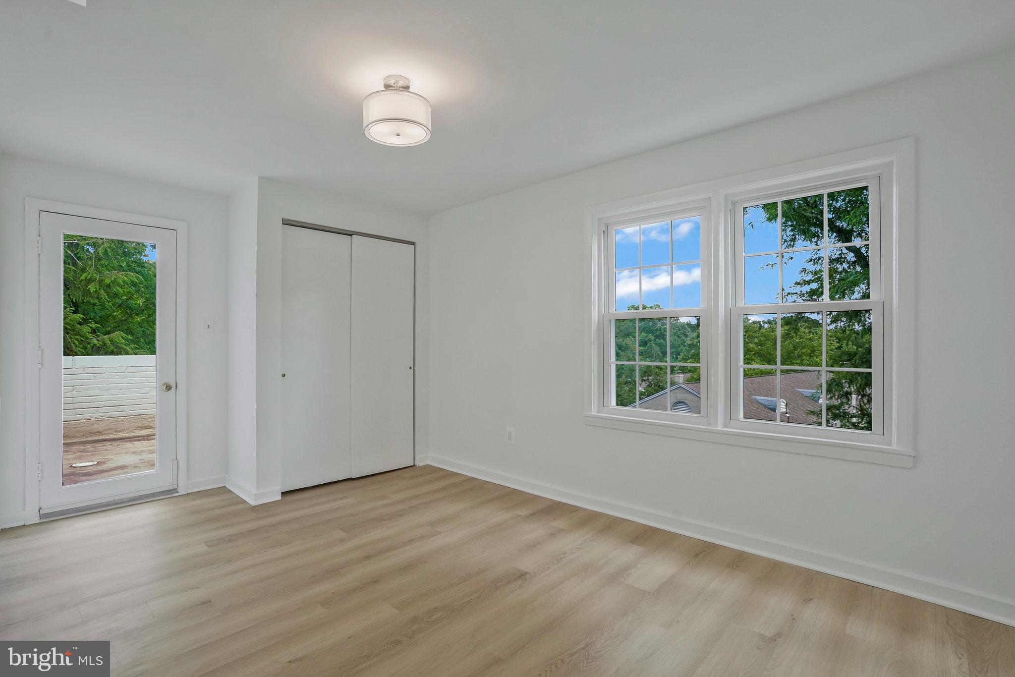 PARK GLEN - Residential