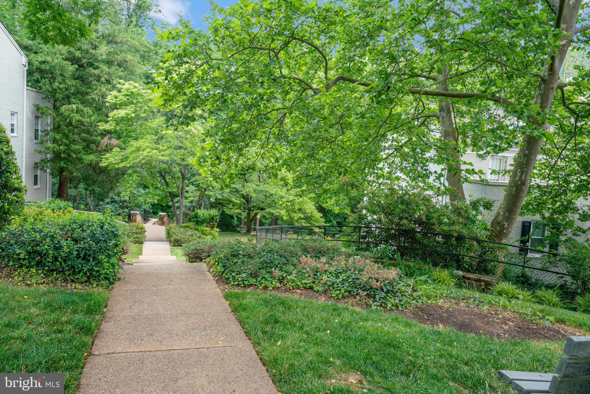 PARK GLEN - Residential