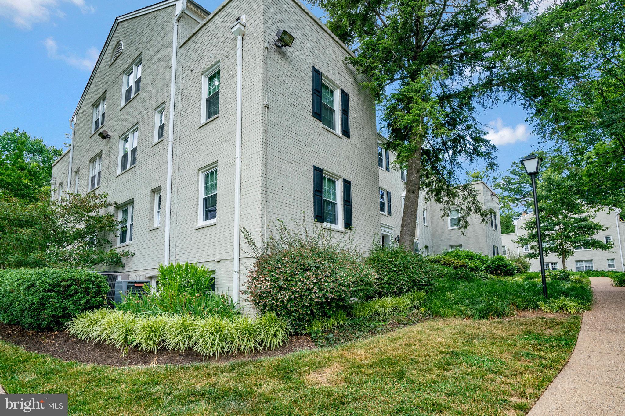 PARK GLEN - Residential