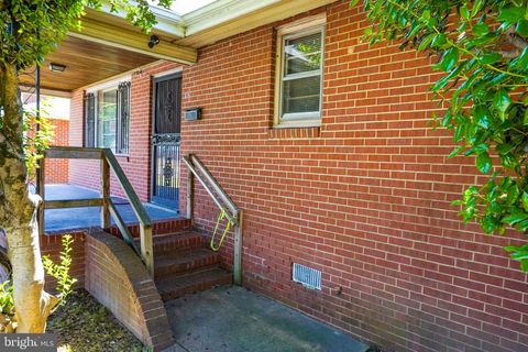 Tiny photo for 18 S Little Church Street, PETERSBURG, VA 23803 (MLS # VAPC2000194)