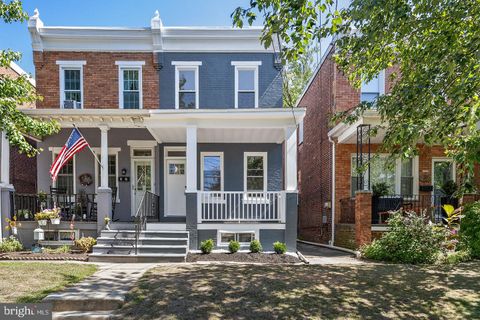 30 LINCOLN AVENUE COLLINGSWOOD NJ 08108