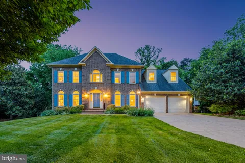 11275 Center Harbor Road, Reston, VA MLS: VAFX2242102