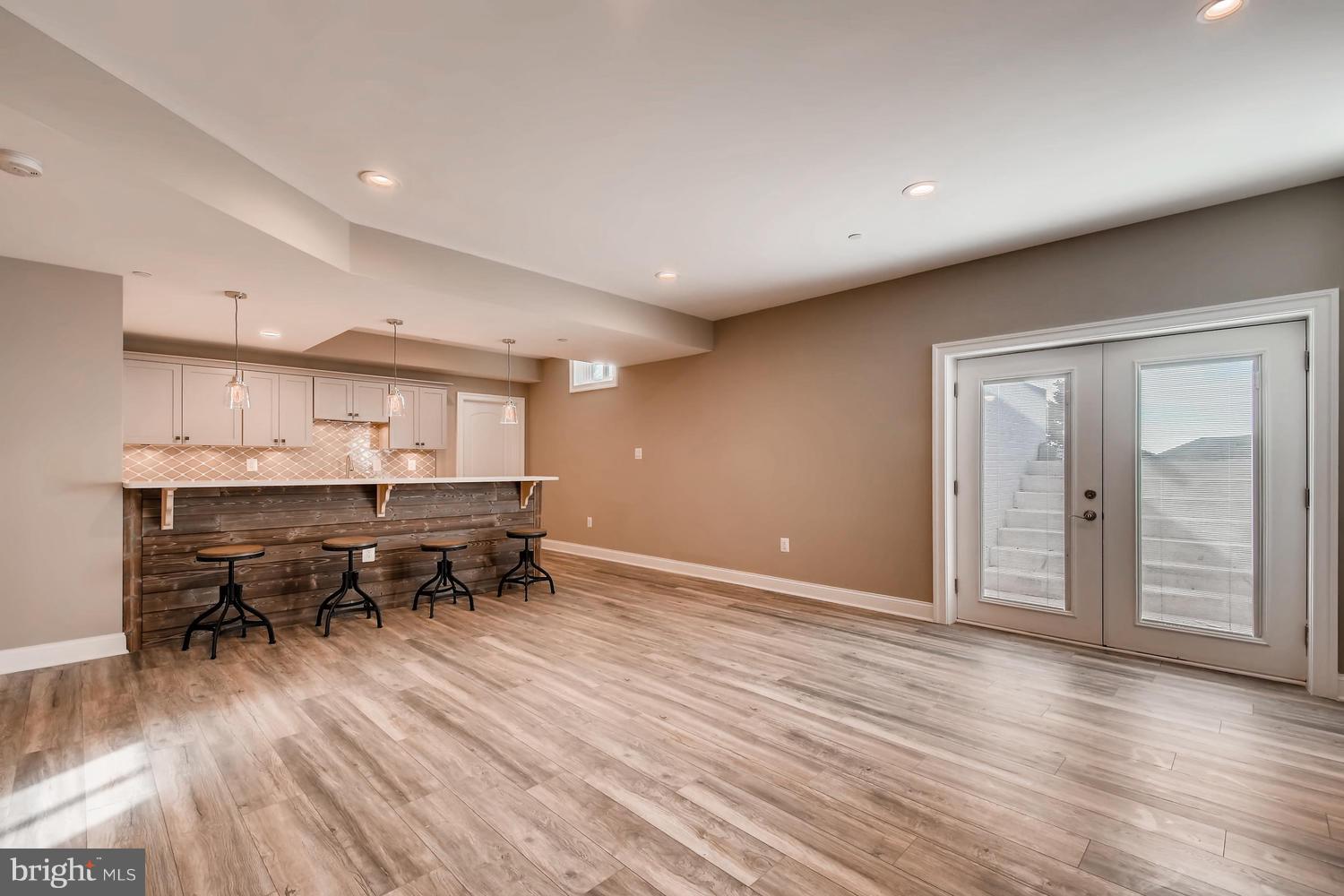 RIDGE VIEW - Residential