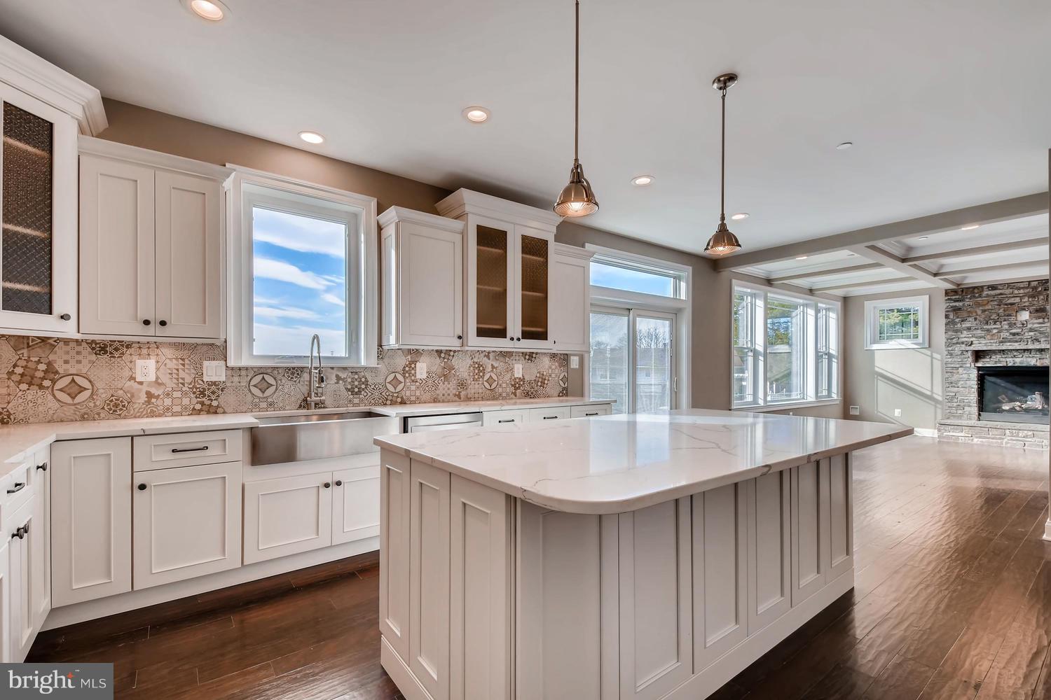 RIDGE VIEW - Residential