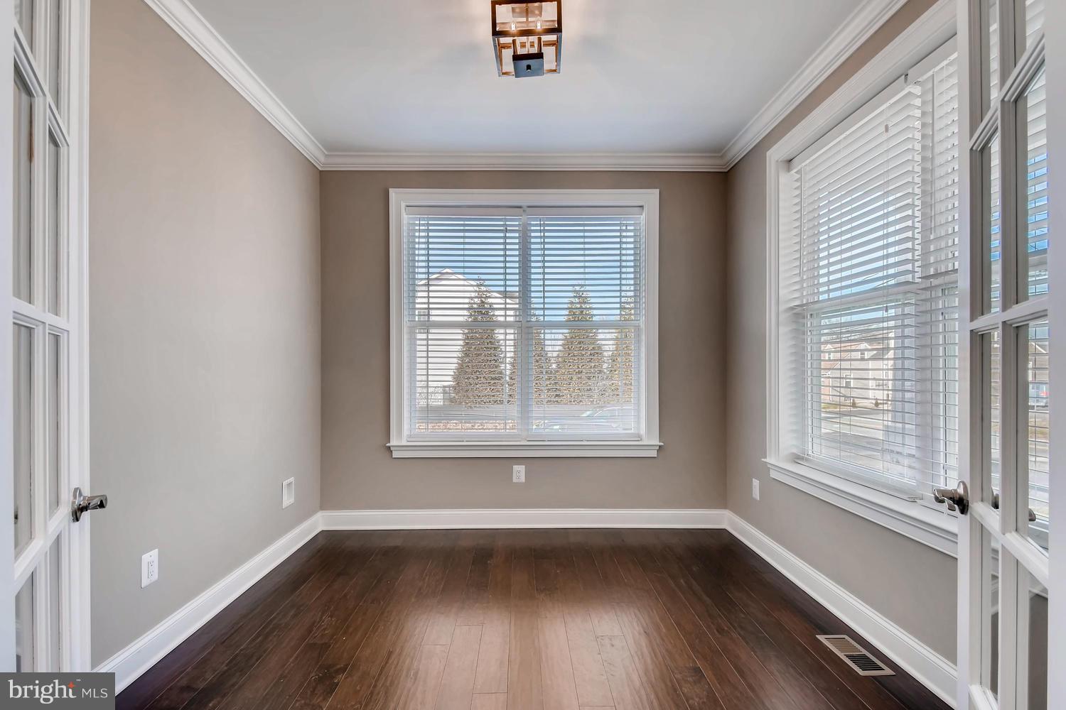 RIDGE VIEW - Residential