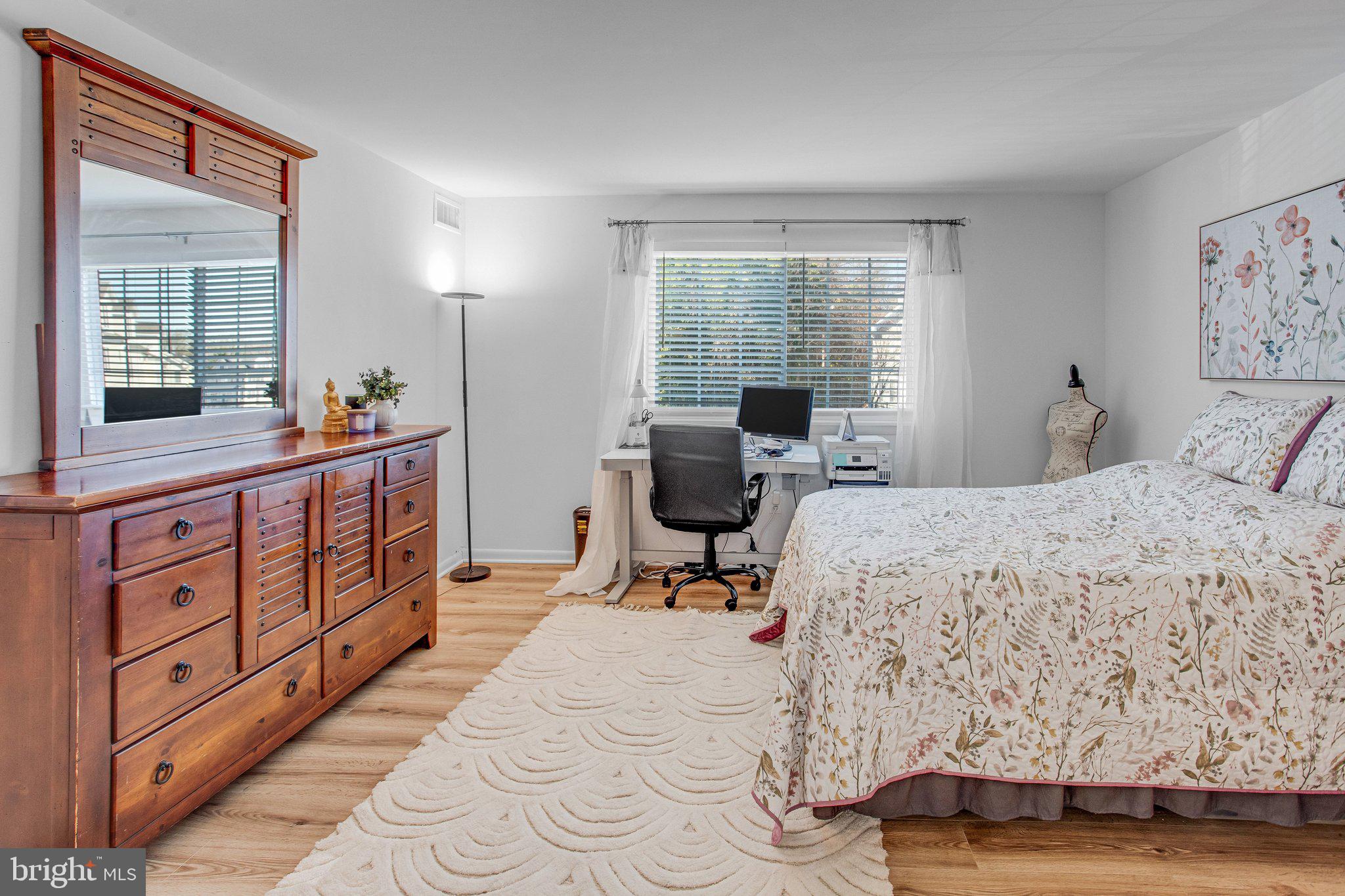 RIVER TERRACE - Residential