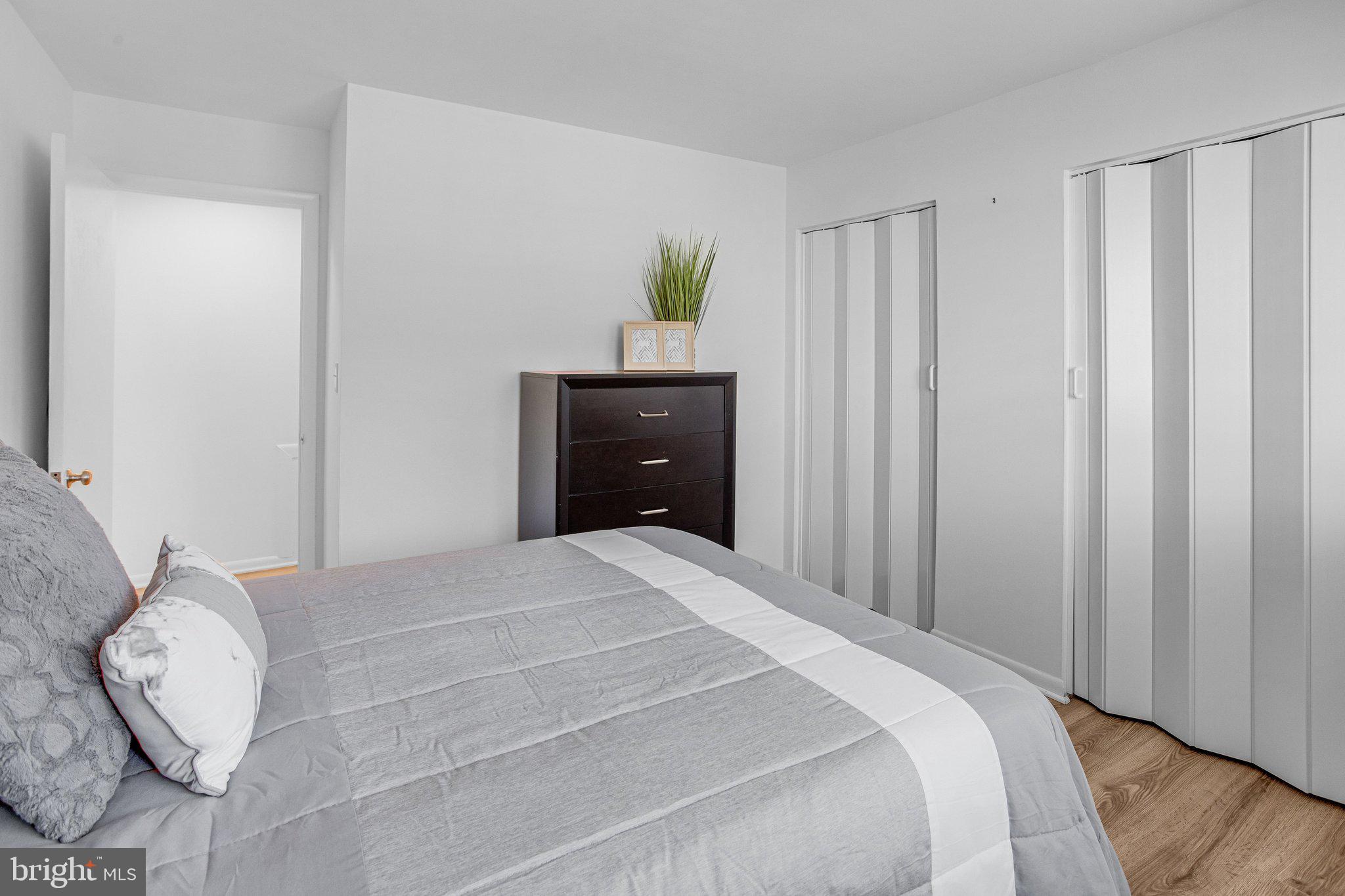 RIVER TERRACE - Residential