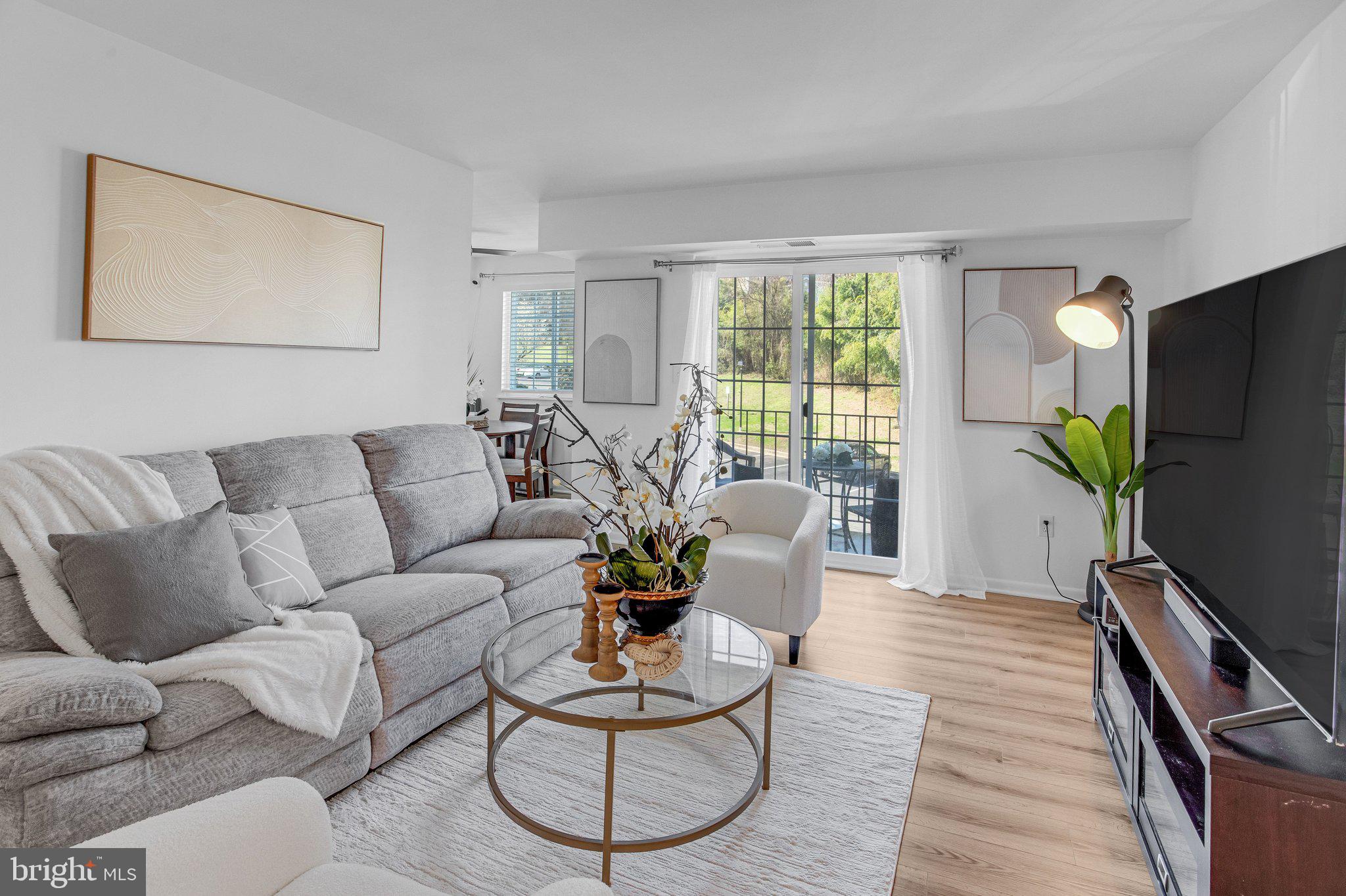 RIVER TERRACE - Residential