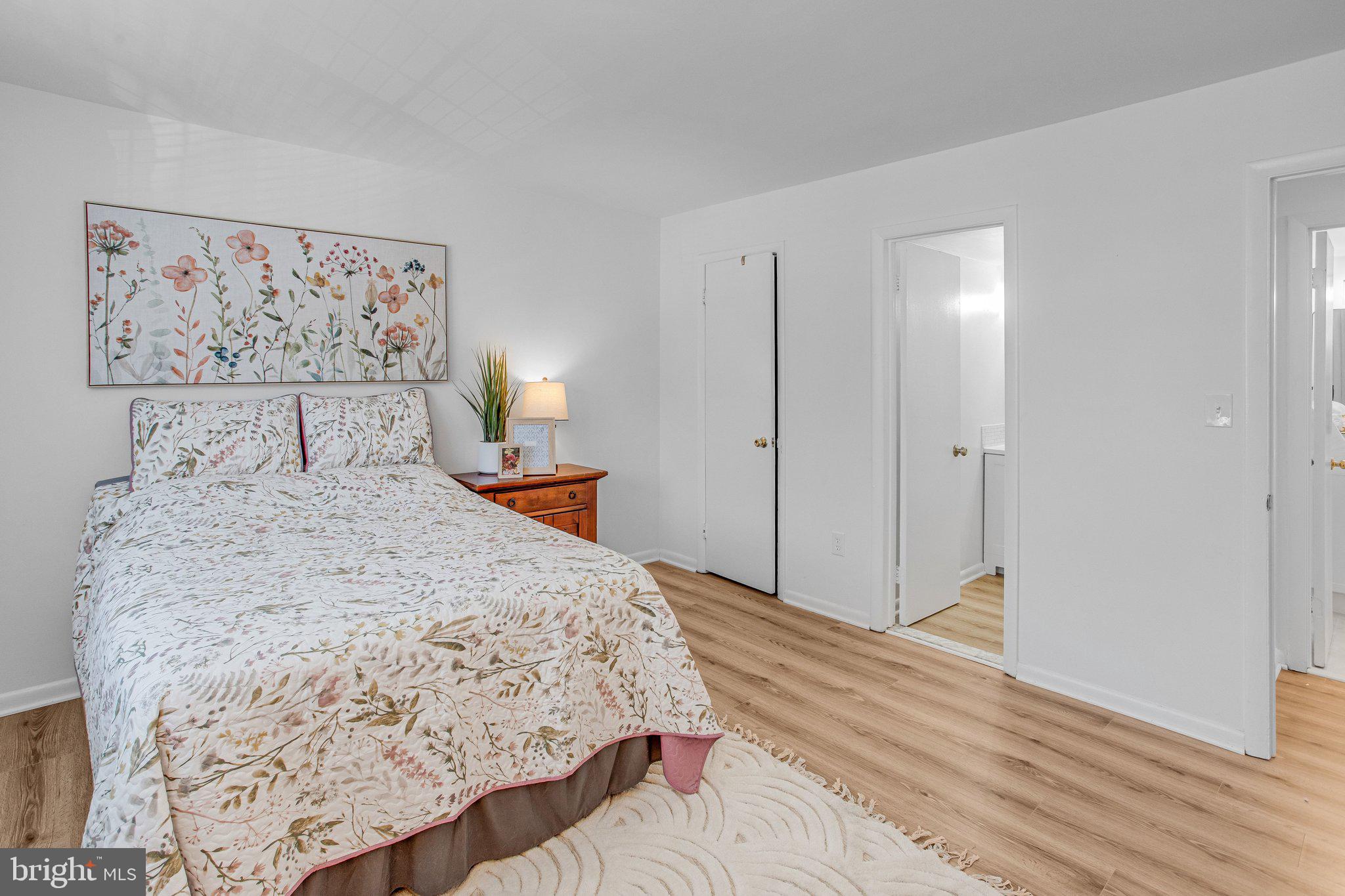 RIVER TERRACE - Residential