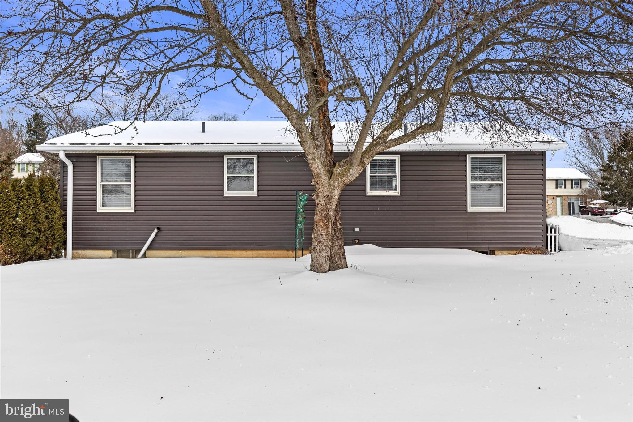 SHEFFIELD MANOR BLVD - Residential