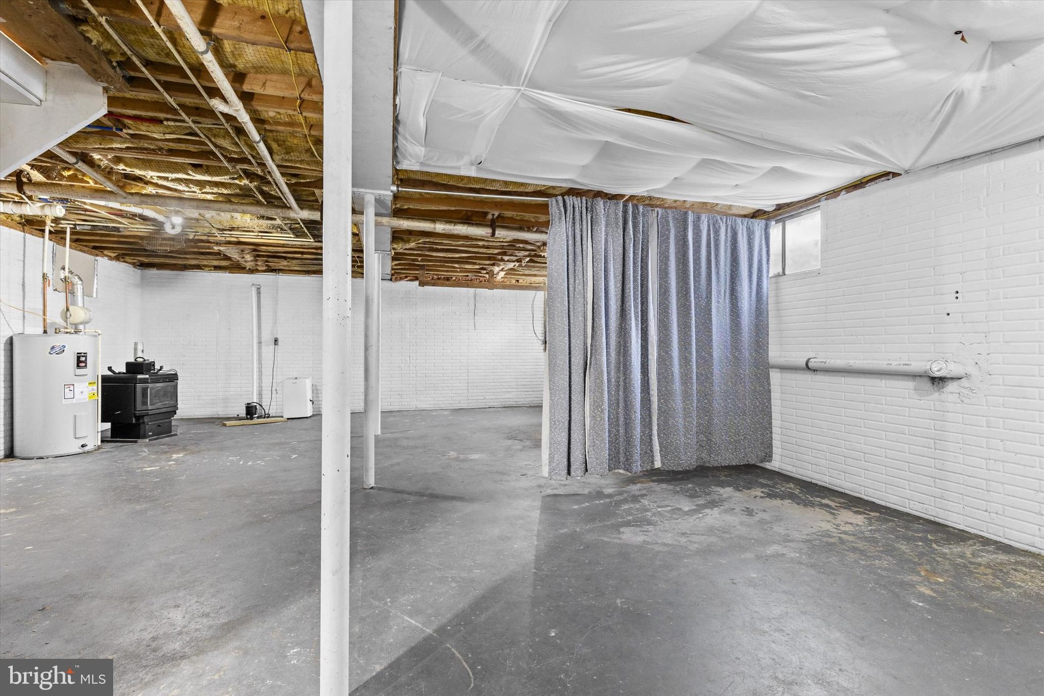 SHEFFIELD MANOR BLVD - Residential