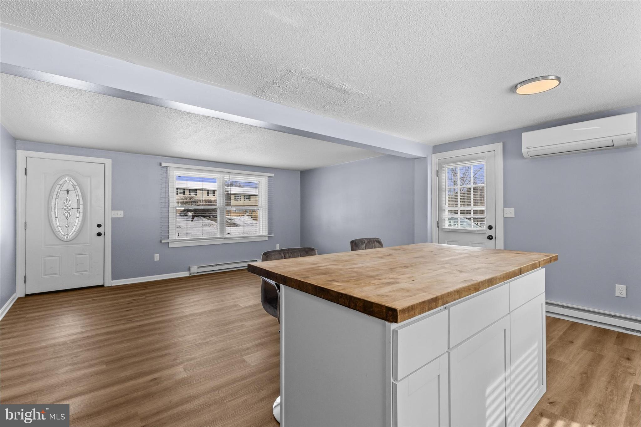 SHEFFIELD MANOR BLVD - Residential