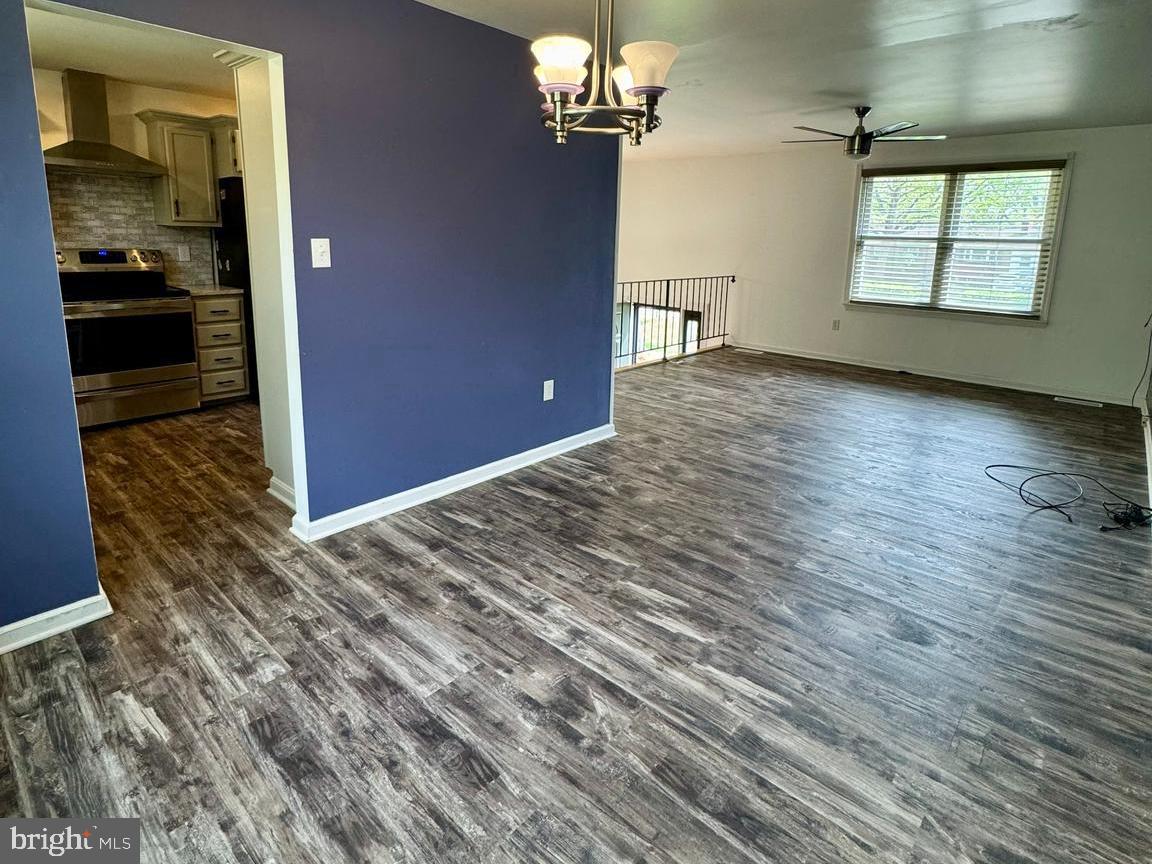 ACCO PARK - Residential Lease