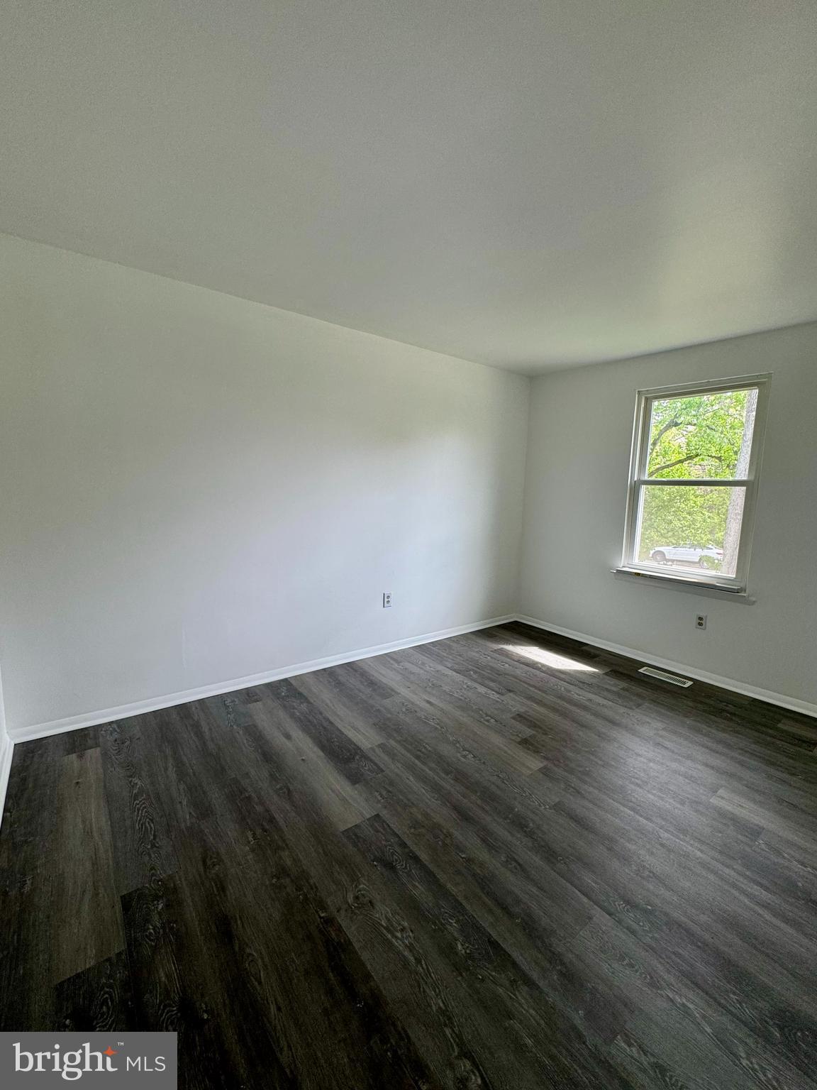 ACCO PARK - Residential Lease