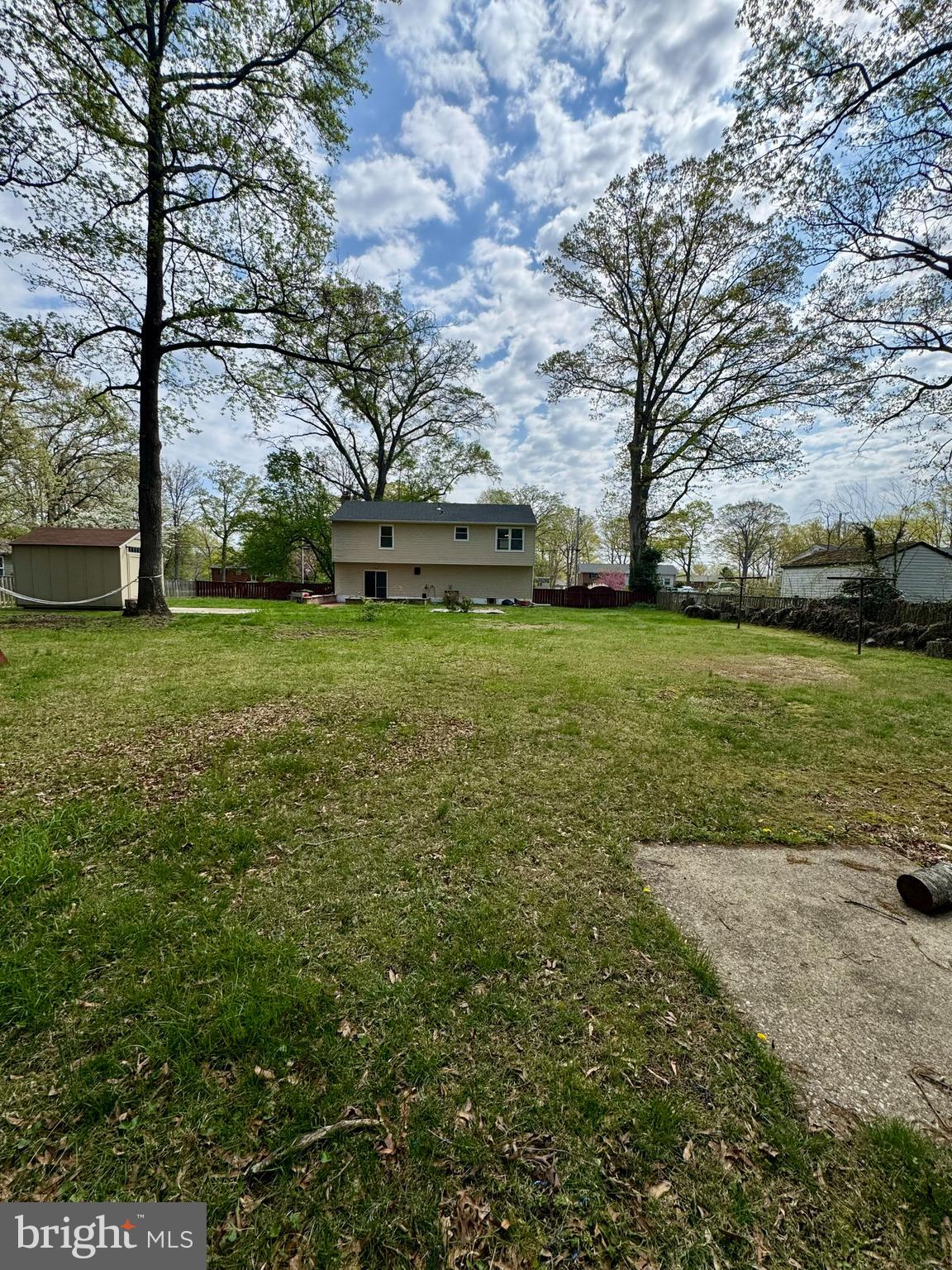 ACCO PARK - Residential Lease