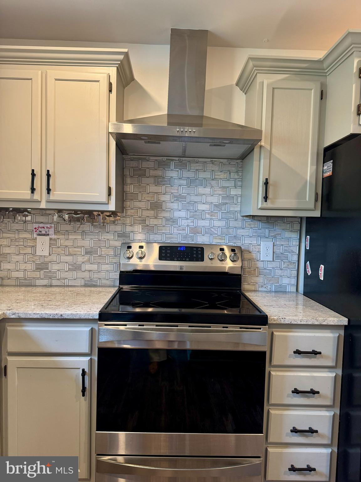 ACCO PARK - Residential Lease