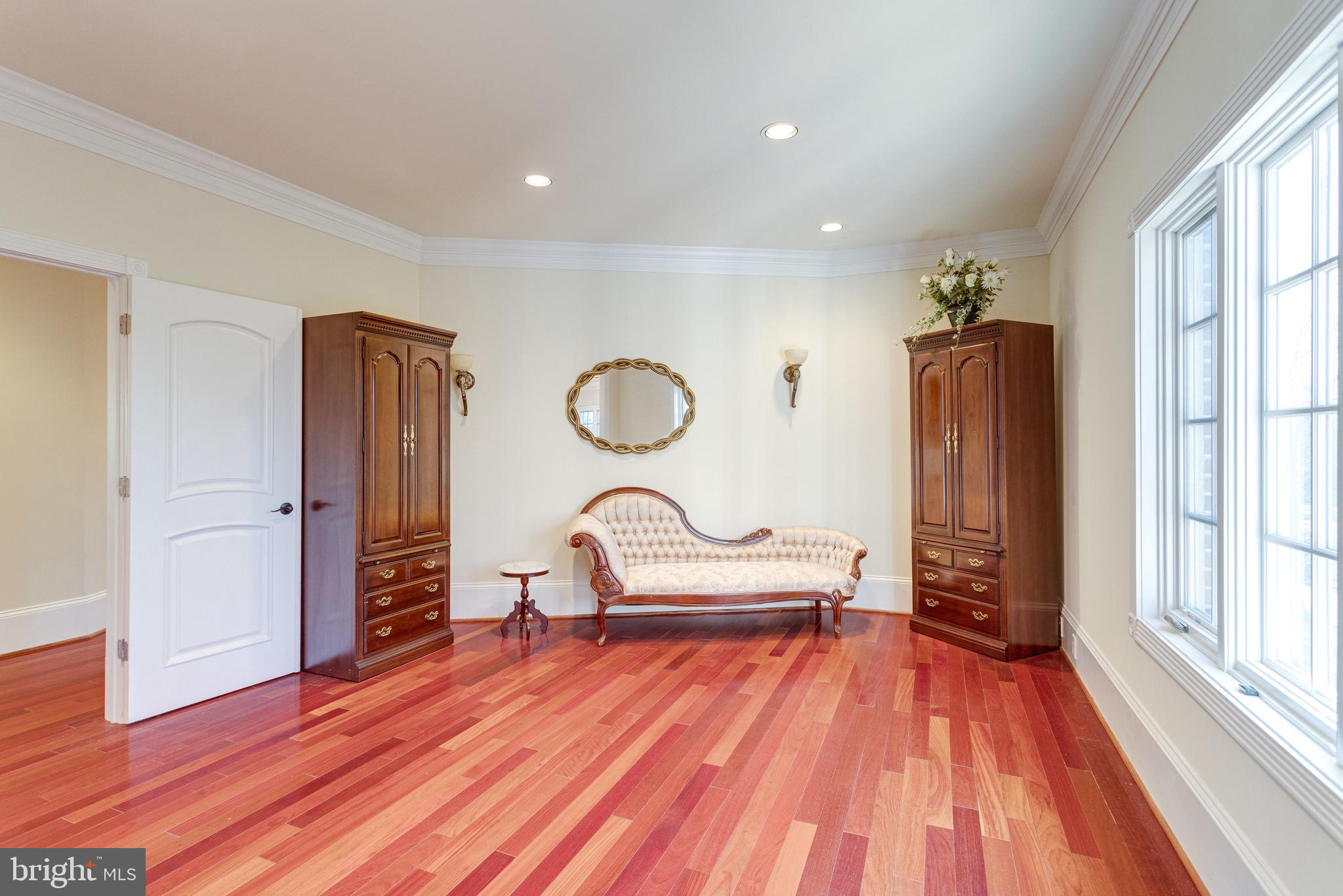 GEORGETOWN MANOR ESTATES - Residential